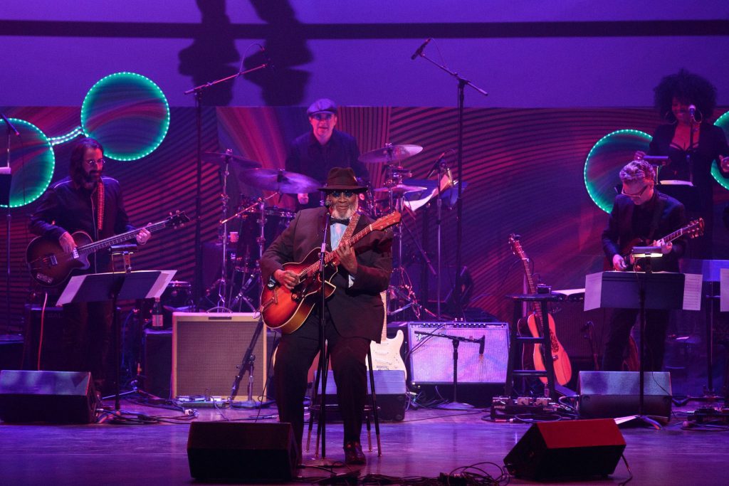Legendary blues artist Taj Mahal rocked the house with his version of the Chuck Berry & Beetles period of collaboration.
